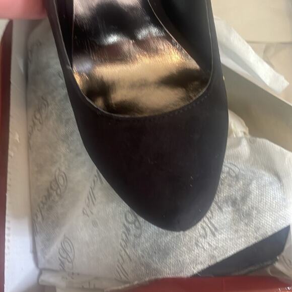 Breckelles Brand Heels suede/velvet like platform heels black SZ 6 High heels - Picture 7 of 7
